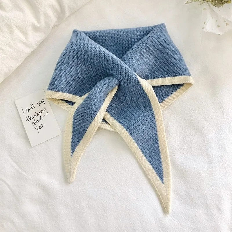 Selene Triangular Binder Scarf